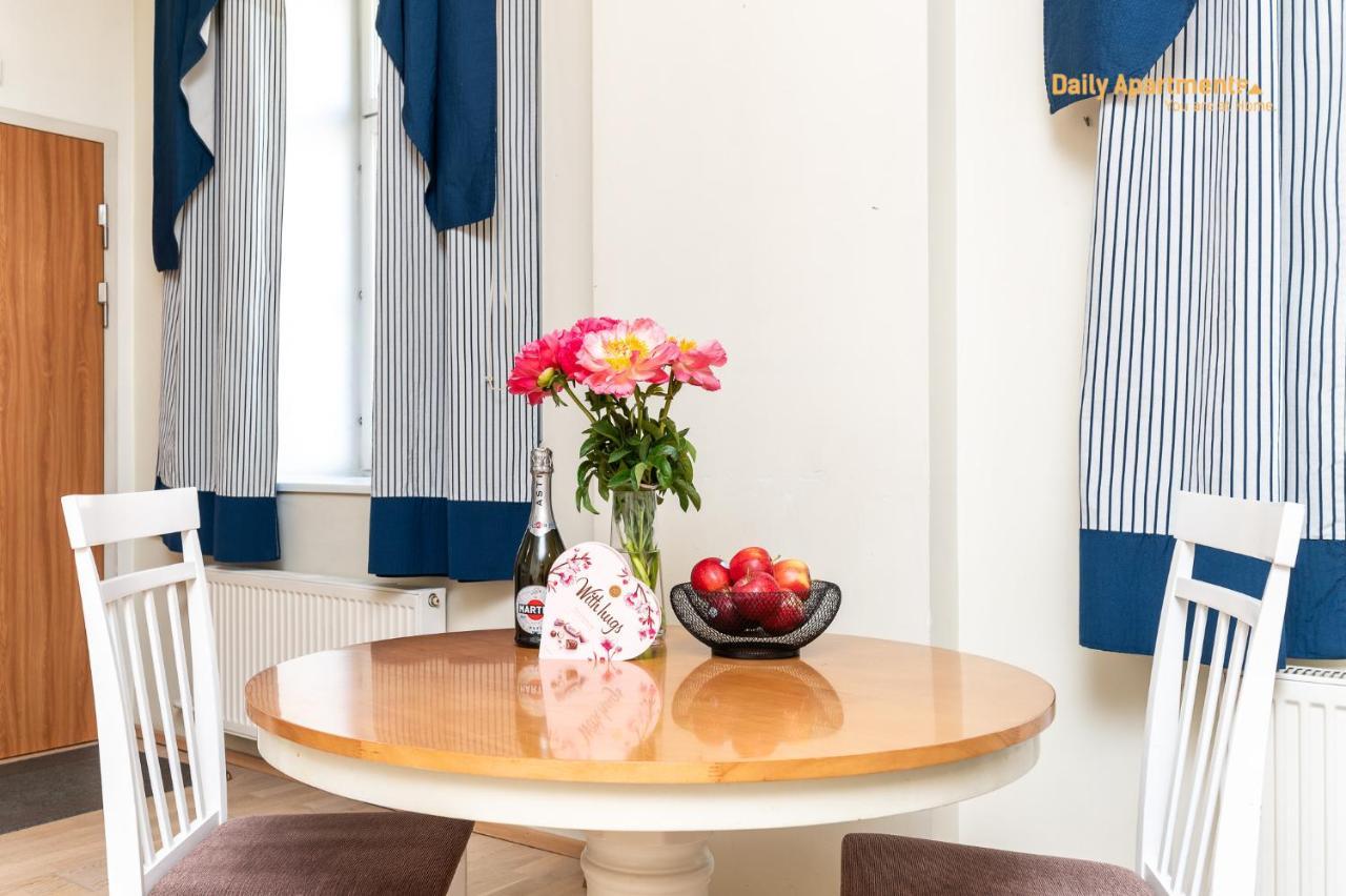 טאלין Daily Apartments - Apartment With Bath מראה חיצוני תמונה
